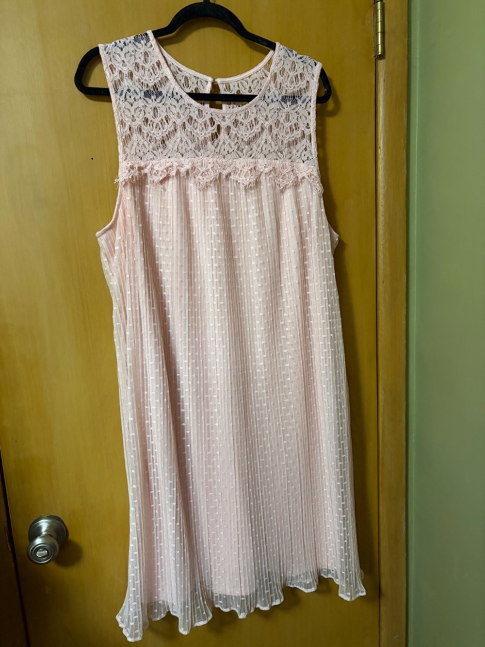 Sleeveless Pink Lace Yoke Shift Dress size 22